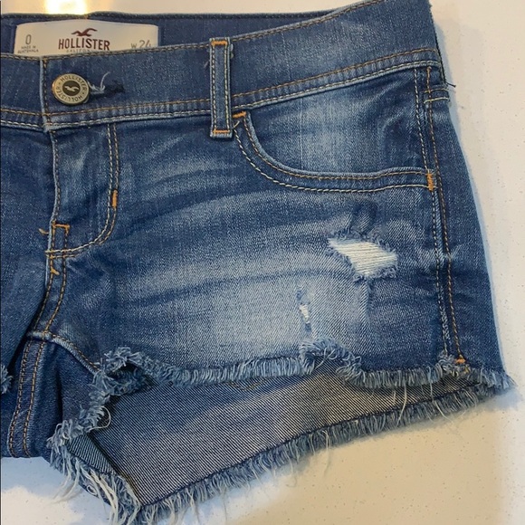 Hollister Medium Wash Cutoff shorts - Picture 2 of 4